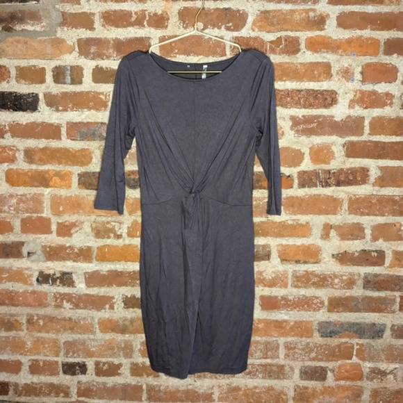 Three Dots‎ Medium Gray Fitted Midi Dress w/ Half Sleeves - Picture 1 of 10
